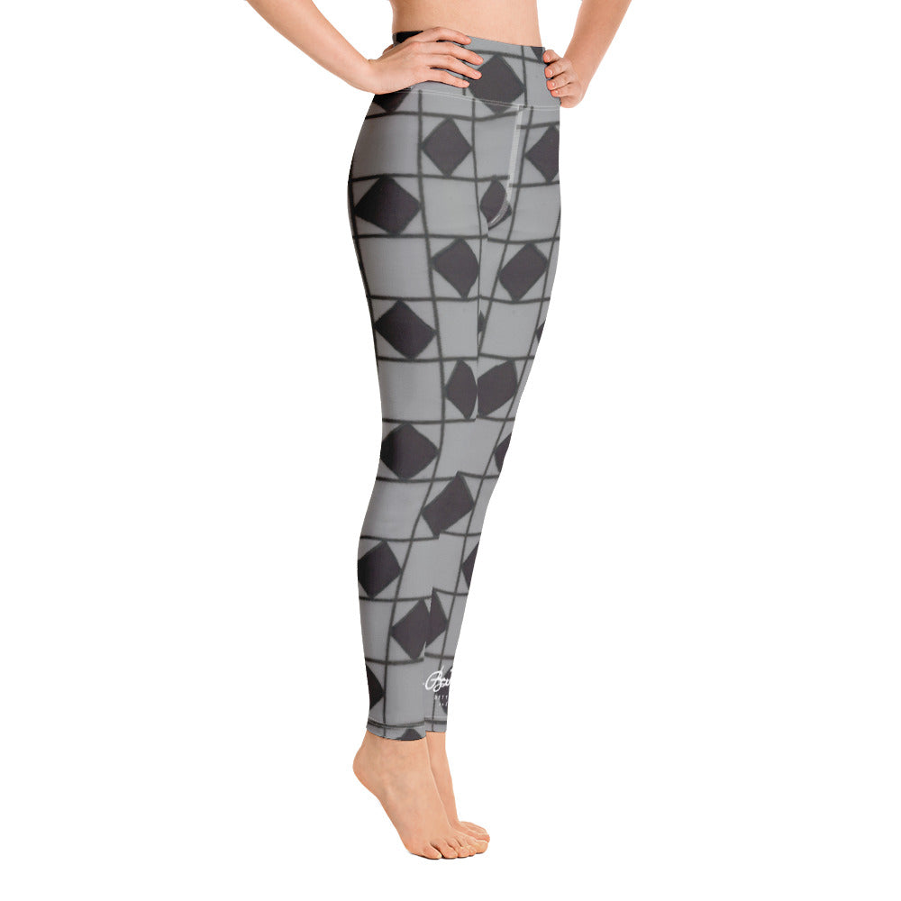 Grey Checkerboard Optical Yoga Leggings