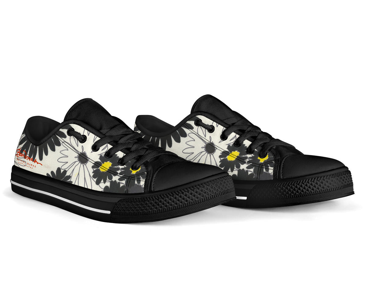 Daisy Low Top Sneakers